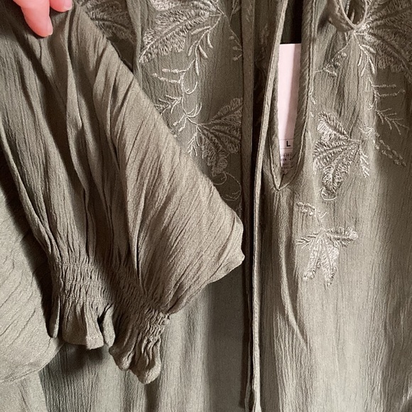 Knox Rose NWT army green blouse - Picture 5 of 6